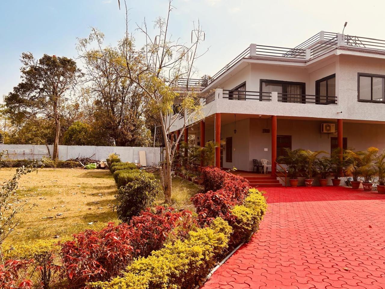 The English Gaon 4 Bhk Bhopal Exteriör bild