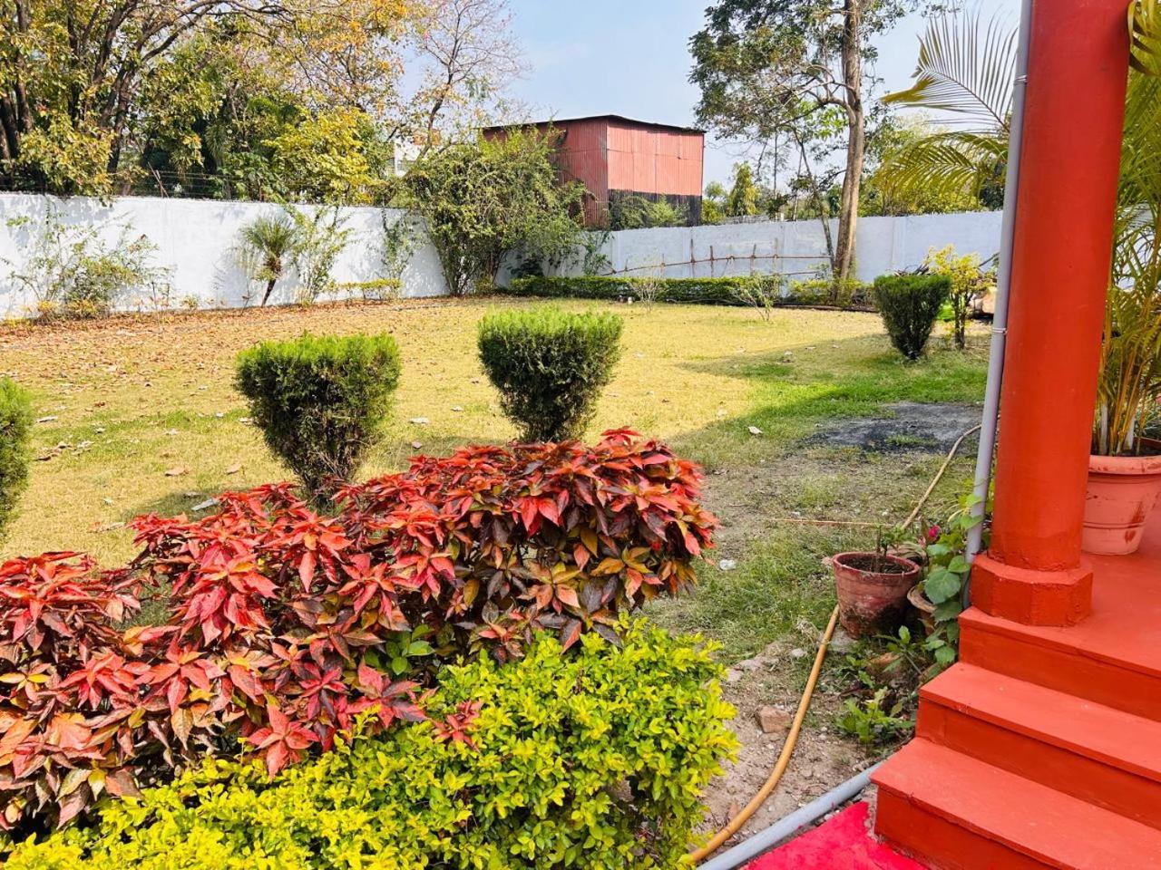 The English Gaon 4 Bhk Bhopal Exteriör bild
