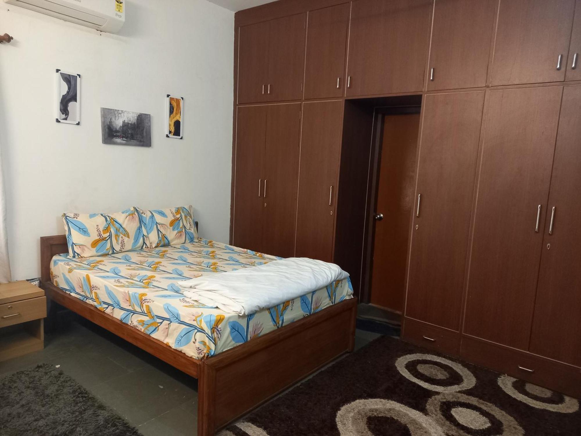 The English Gaon 4 Bhk Bhopal Exteriör bild